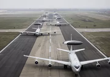 Die US-Luftwaffe demonstrierte den Elefantenritt der ...