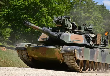 Polen erhält erstes Los von US-Panzern ...