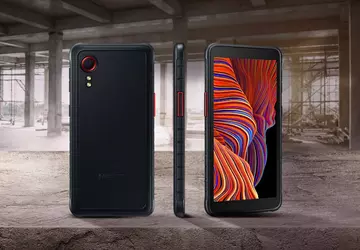 Während des Wartens auf One UI ...