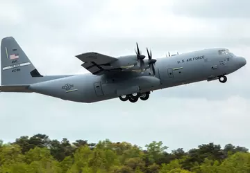 390-Millionen-Dollar-Vertrag: Philippinen kaufen C-130 Super Hercules-Militärtransportflugzeug ...