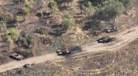 Die ukrainischen Streitkräfte zerstörten drei T-72B3-Panzer, einen T-90M "Breakthrough" und einen BMP-3-Schützenpanzer im Gesamtwert von mehr als 12 Millionen Dollar.