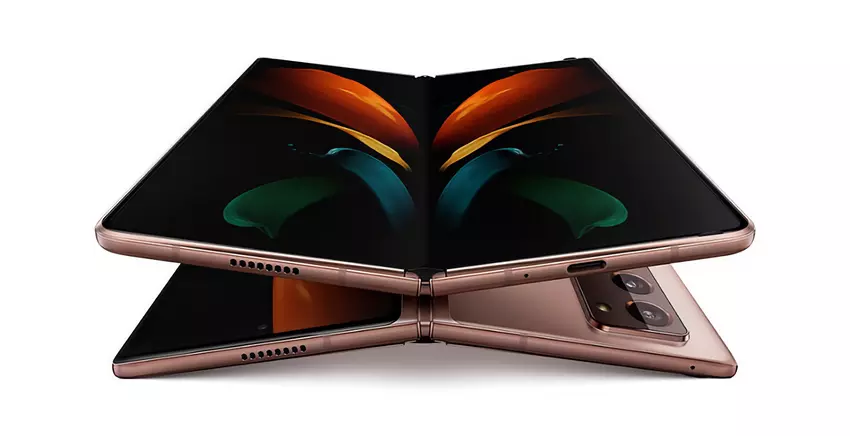 Besitzer des Samsung Galaxy Fold 2 Smartphones in den USA haben begonnen, Android 13