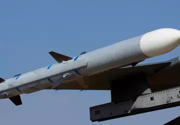 Die USA haben bei Raytheon AIM-120 ...