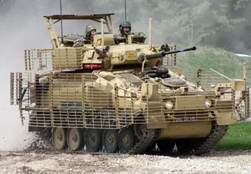 Großbritannien liefert gepanzerte Aufklärungsfahrzeuge FV107 Scimitar ...