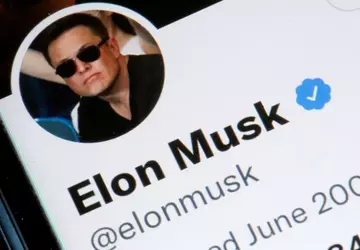 SpaceX entlässt mindestens fünf Mitarbeiter, die ...