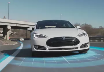 Zum ersten Mal in Europa: Teslas ...