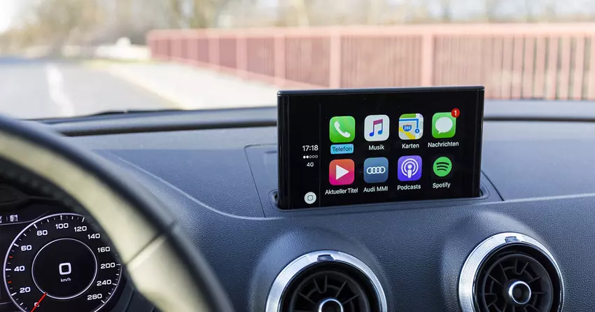 iPhone-Besitzer beschweren sich, dass iOS 18.4 die drahtlose Verbindung zu CarPlay unterbrochen hat