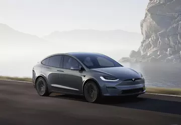 Tesla ruft mehr als 360.000 Elektroautos ...