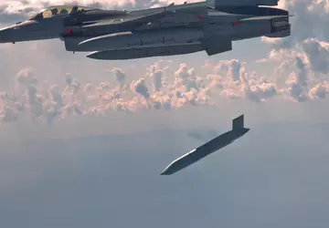 Die Ukraine möchte Luft-Boden-Marschflugkörper AGM-158 JASSM ...