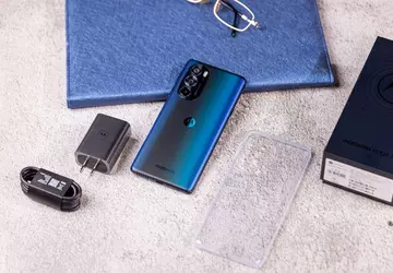 Motorola enthüllt Sonderedition Moto Edge X30 ...