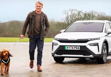 Hunde entscheiden sich für Elektroautos: Studie ...