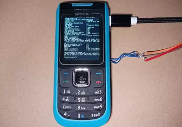 Das klassische Nokia 1680-Telefon von 2008 ...