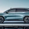 BYD Tang L Elektroauto auf der Straße