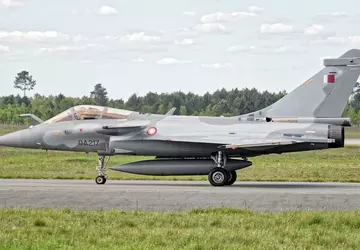 Katar darf 24 französische Kampfflugzeuge vom ...