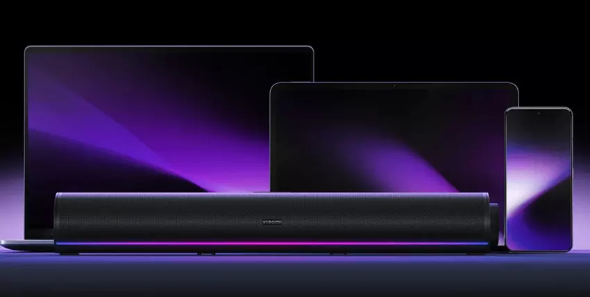 Xiaomi Desktop Speaker Pro auf einem Schreibtisch