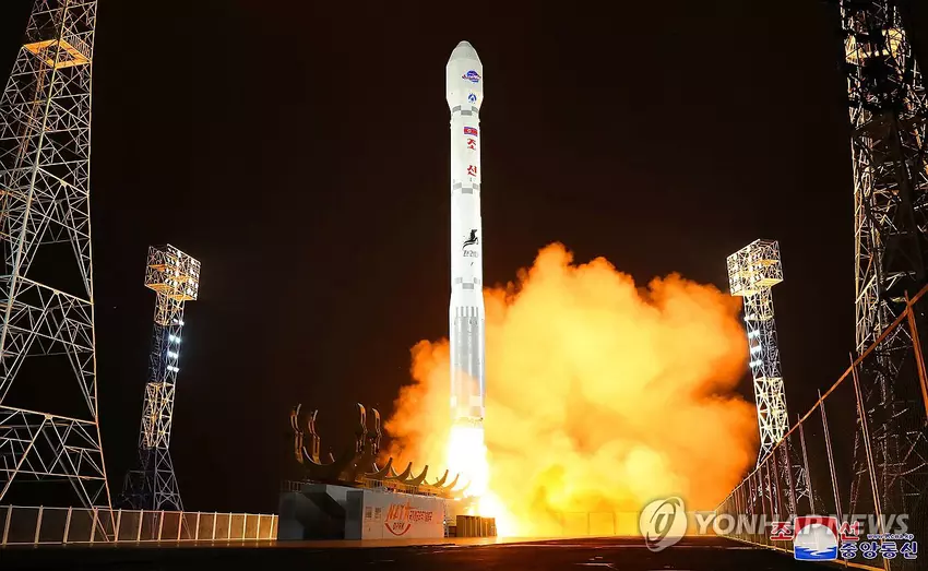 Eine nordkoreanische Rakete ist zusammen mit einem Spionagesatelliten zur Überwachung militärischer Ziele explodiert