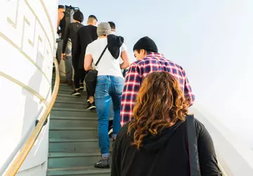 Apple Intelligence Beta wird eine Warteliste ...