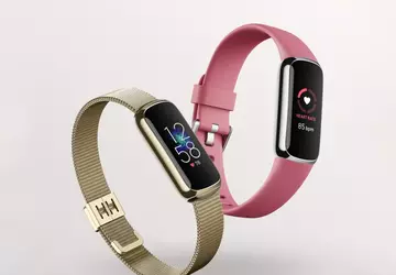 Fitbit Luxe Fitness-Tracker wird aus den ...