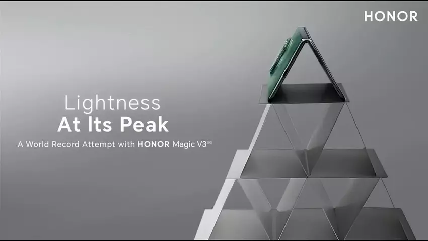 Das Honor Magic V3 hat es in das Guinness-Buch der Rekorde geschafft, indem es auf einem 54-stöckigen Kartenhaus gelandet ist