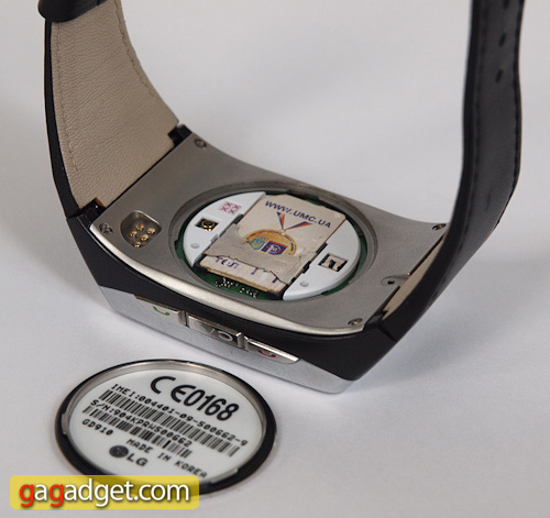 Ein Gast aus der Zukunft. LG Watch Phone GD910 Testbericht-5 lg_gd910_rueckseite_offen.jpg