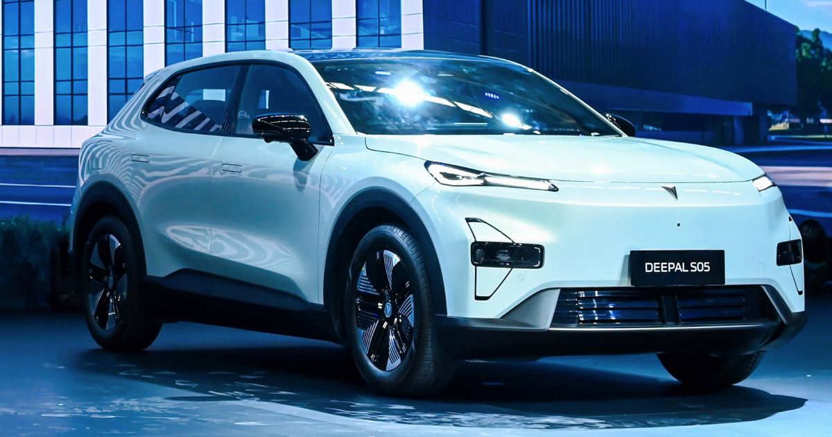 Deepal S05 nimmt in Thailand Fahrt auf: Einweihung des Changan-Werks Legendäres Debüt: Wie der Deepal S05 Crossover Thailand bei der Eröffnung des Changan-Werks eroberte
