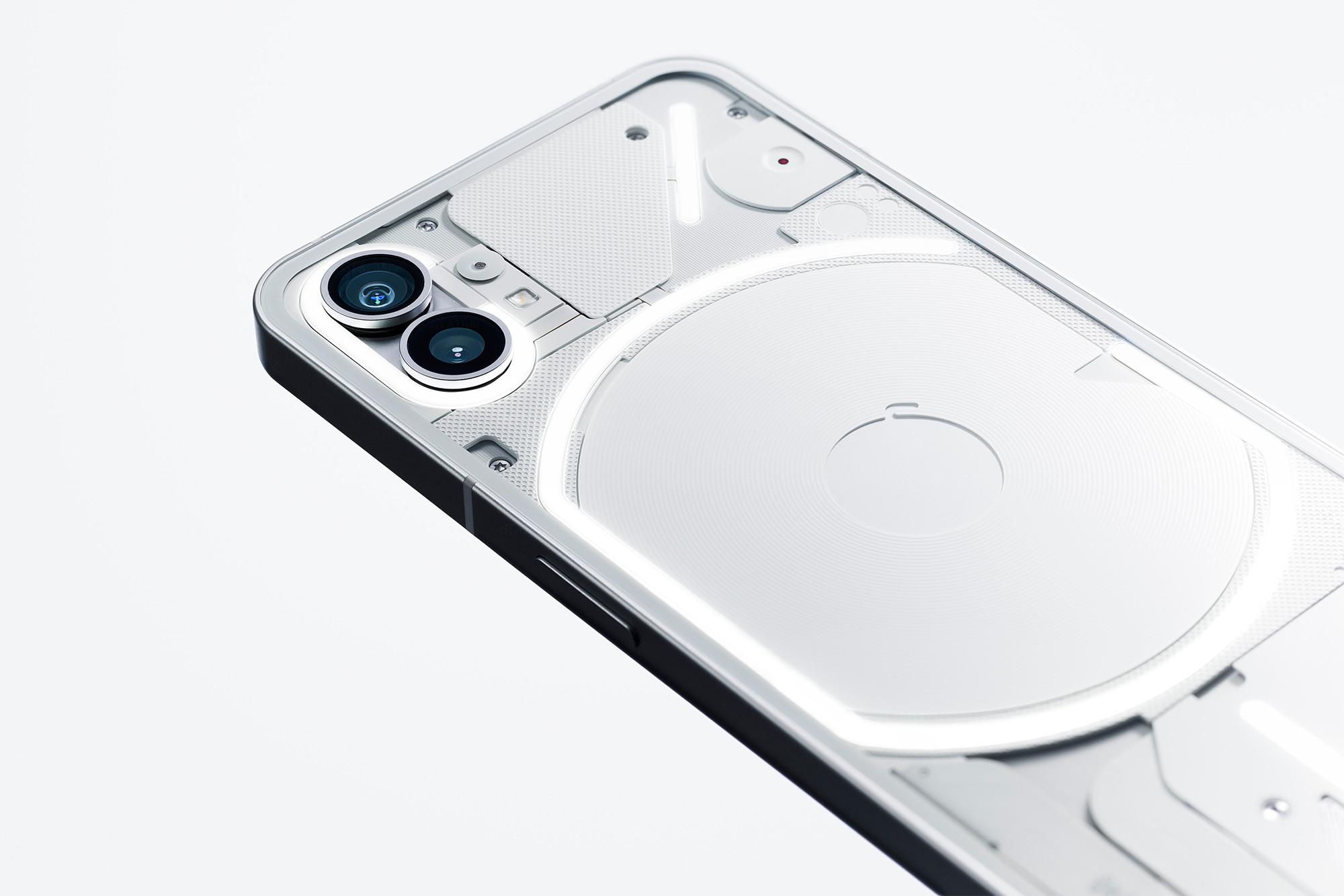 Nothing Phone (1) für 3.064 $ versteigert – limitierte Auflage von 100 Smartphones Nothing Phone (1) für 3.064 $ versteigert – limitierte Auflage von 100 Smartphones