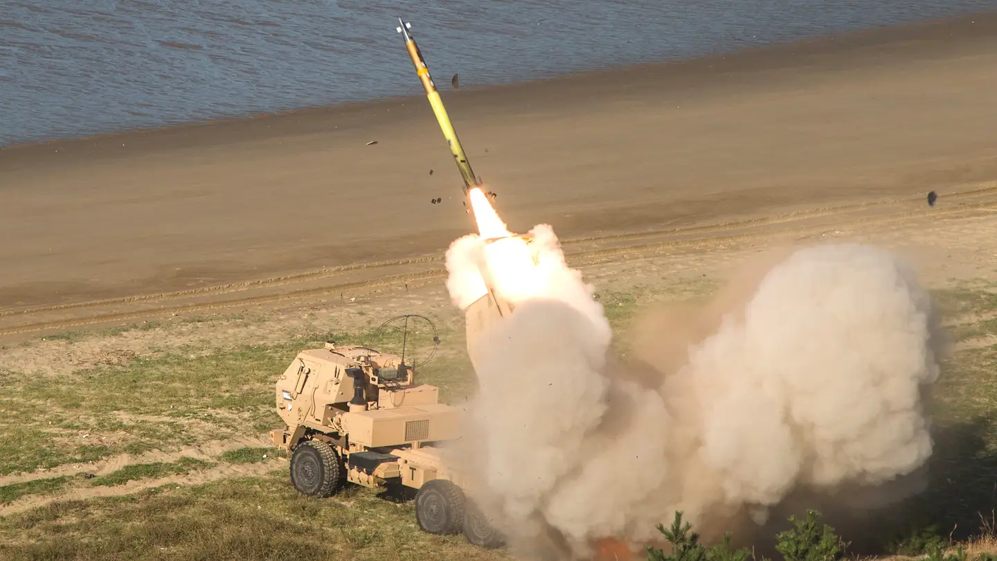 Biden kündigte offiziell den Transfer von MLRS HIMARS in die Ukraine an