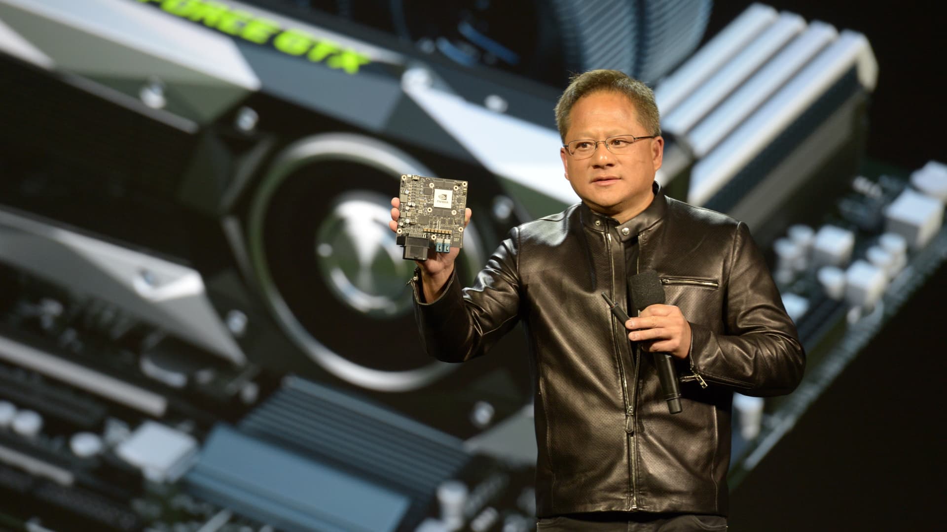 Nvidias Chip-Verkäufe haben sich dank Fortschritten bei der künstlichen Intelligenz mehr als verdoppelt