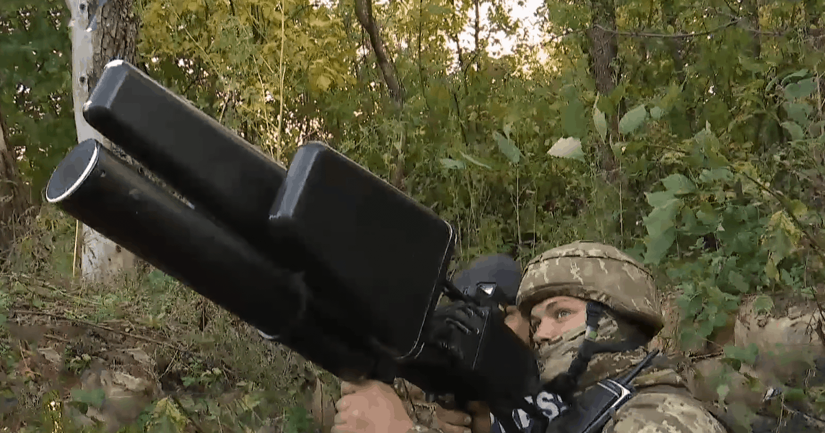Serhiy Prytula übergab Gewehre an ukrainische Späher, um feindliche Drohnen zu zerstören