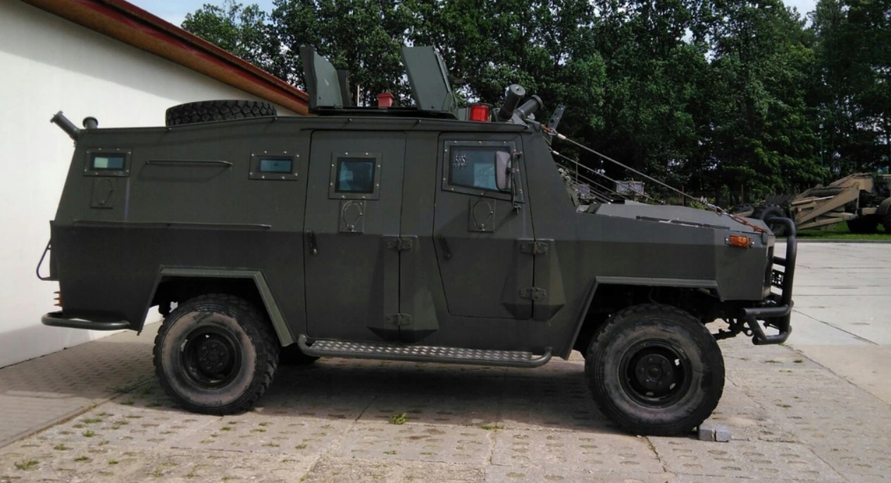 Die Ukraine erhielt polnische Panzerfahrzeuge DZIK: was es ist und wer es benutzen wird Die Ukraine erhielt polnische Panzerfahrzeuge DZIK: was es ist und wer es benutzen wird