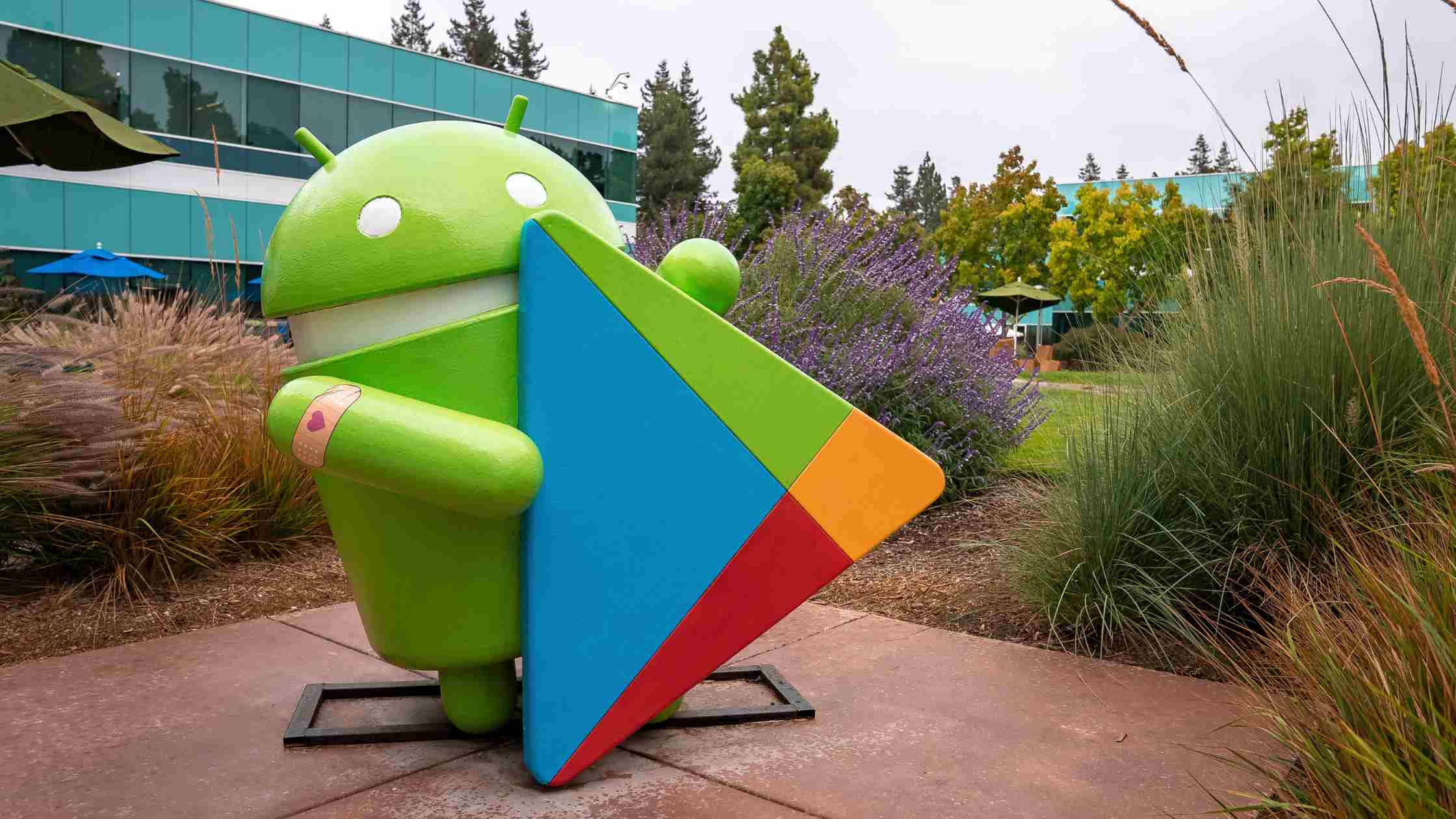Ein Besuch auf dem Google-Campus: ein Ausflug in die Welt von Android und Google Play