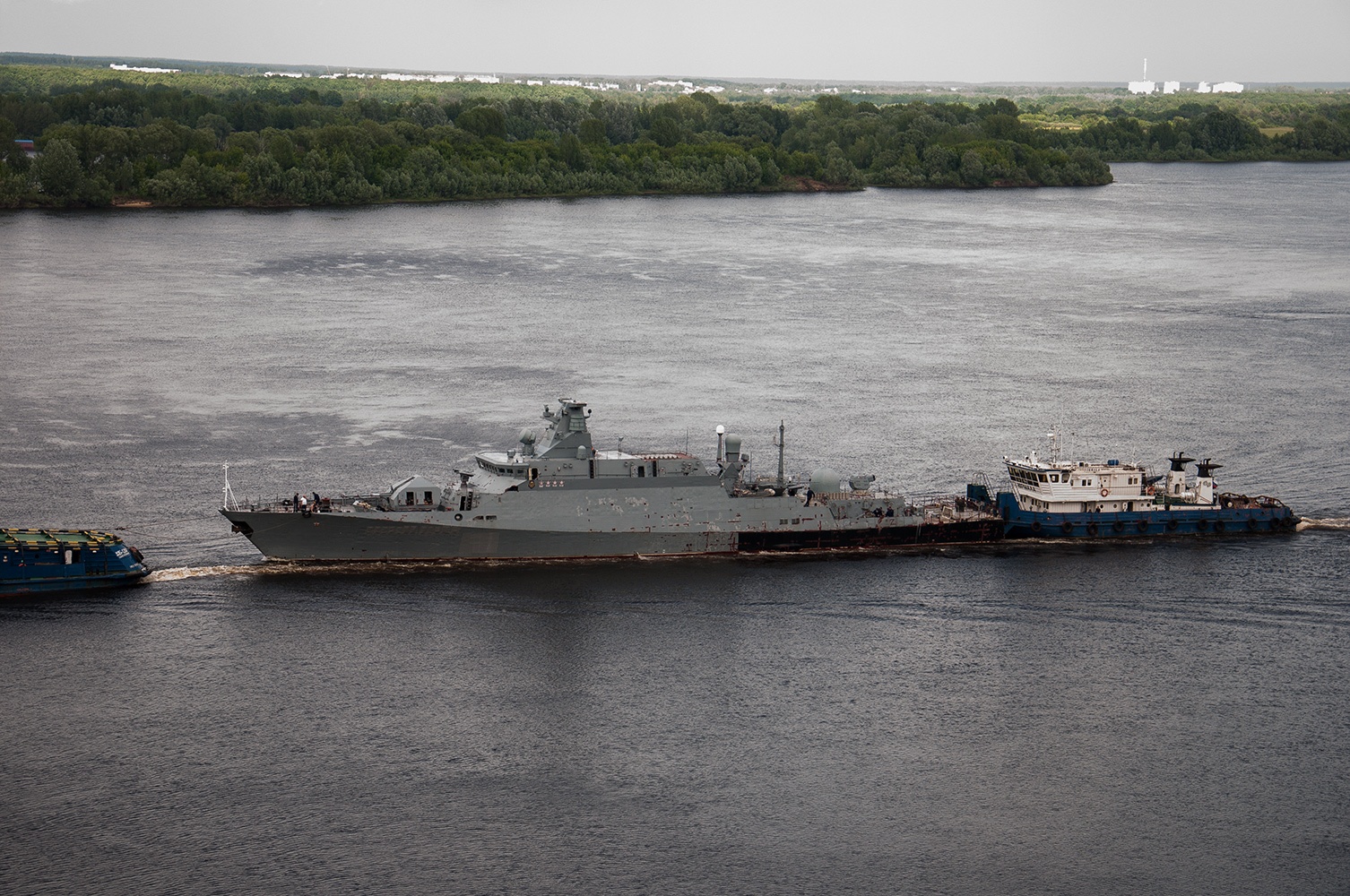 Die Streitkräfte der Ukraine haben das russische Militärschiff mit Kalibr-Raketen abgeschossen – es wurde bereits nach Russland zurückgeschleppt Die Streitkräfte der Ukraine haben das russische Militärschiff mit Kalibr-Raketen abgeschossen – es wurde bereits nach Russland zurückgeschleppt