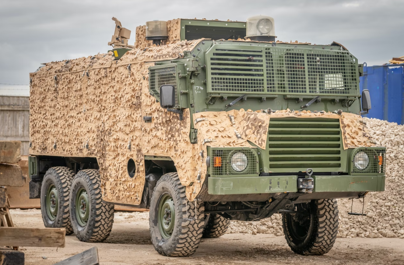 Streitkräfte der Ukraine zeigten das österreichische Panzerfahrzeug Pinzgauer Vector Streitkräfte der Ukraine zeigten das österreichische Panzerfahrzeug Pinzgauer Vector
