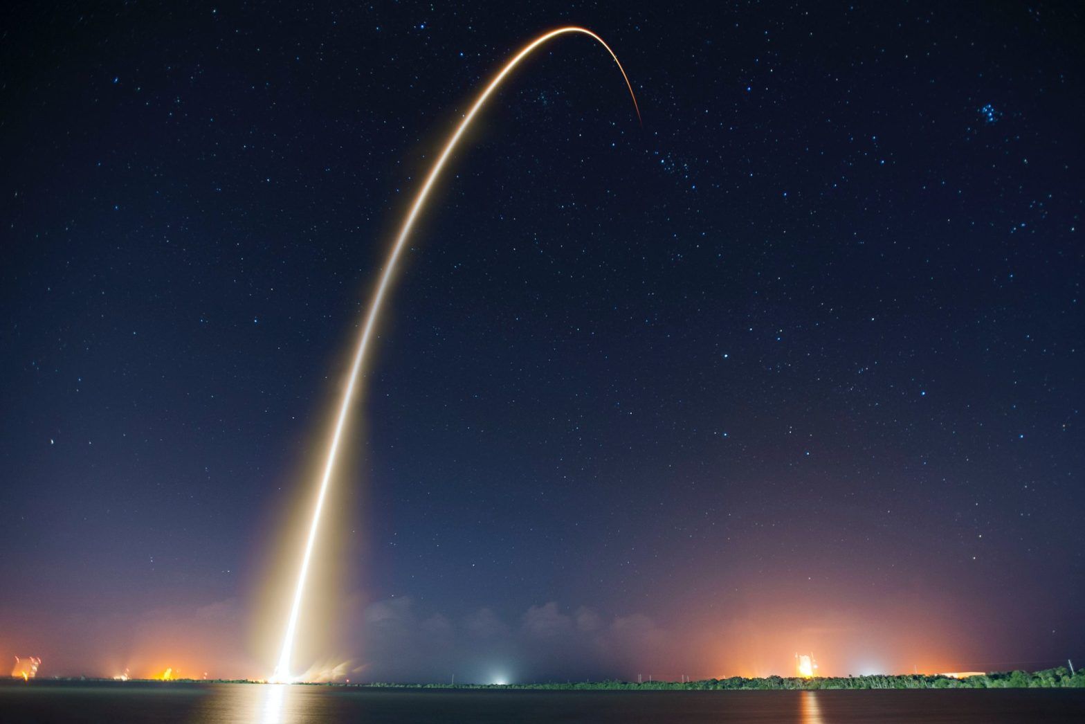 Elon Musk sprach über die neuen Starlink 2.0-Satelliten – sie werden nicht von Falcon 9, sondern von Starship in die Umlaufbahn gebracht