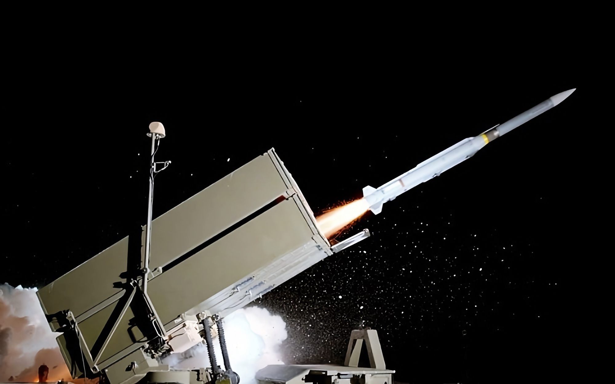 Norwegen kauft AMRAAM-ER-Raketen für NASAMS SAMs von den USA Norwegen kauft AMRAAM-ER-Raketen für NASAMS SAMs von den USA