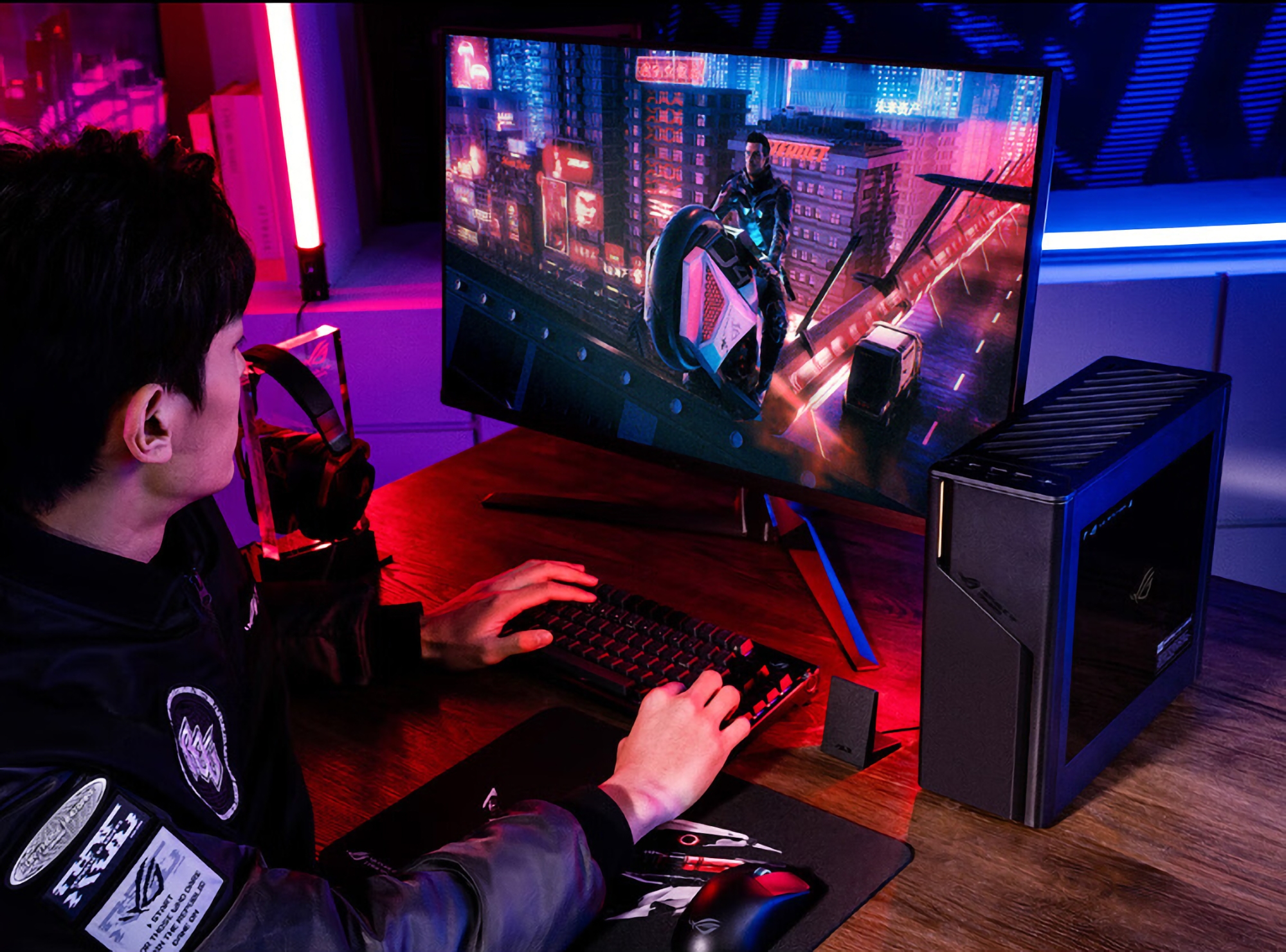 ASUS ROG Iceblade X: Wassergekühlter kompakter Gaming-PC mit Intel i9-14900KF Chip und RTX 4070 Super Grafikkarte