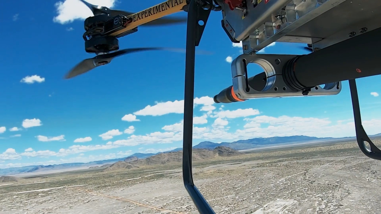 Technologischer Wandel: vom Malloy T-150 zur leistungsstarken TRV-150 TRV-150: Den Malloy T-150 Quadrocopter in eine Maschinenversion verwandeln