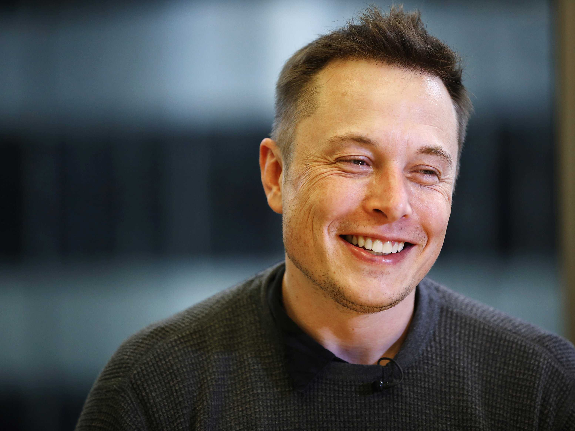 Elon Musk hat Tesla-Aktien für weitere 963 Millionen US-Dollar verkauft und erwägt, aufzuhören und Blogger zu werden Elon Musk hat Tesla-Aktien für weitere 963 Millionen US-Dollar verkauft und erwägt, aufzuhören und Blogger zu werden