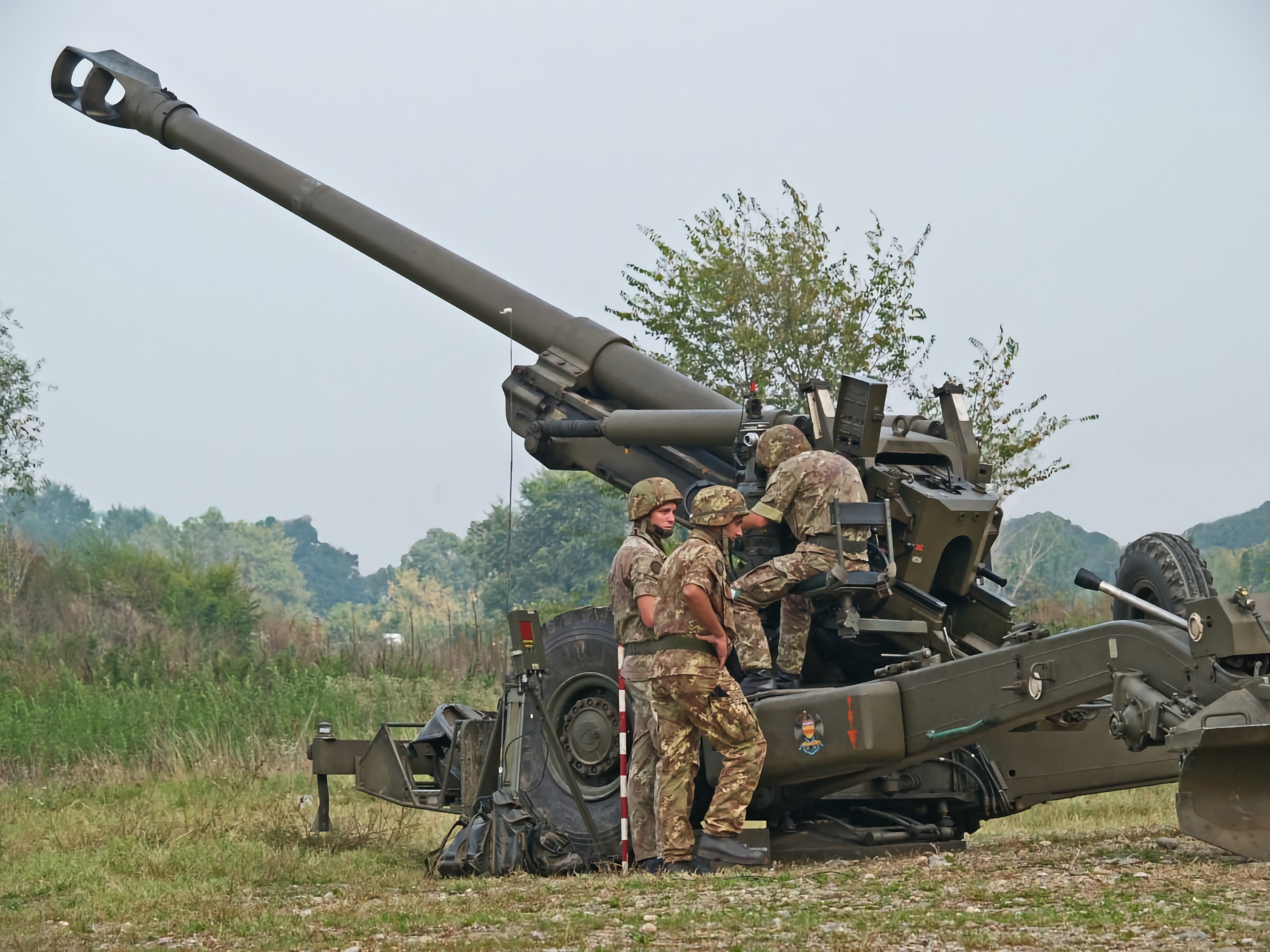 Nach den USA: Italien wird der Ukraine Haubitzen FH70 NATO-Standard geben Nach den USA: Italien wird der Ukraine Haubitzen FH70 NATO-Standard geben