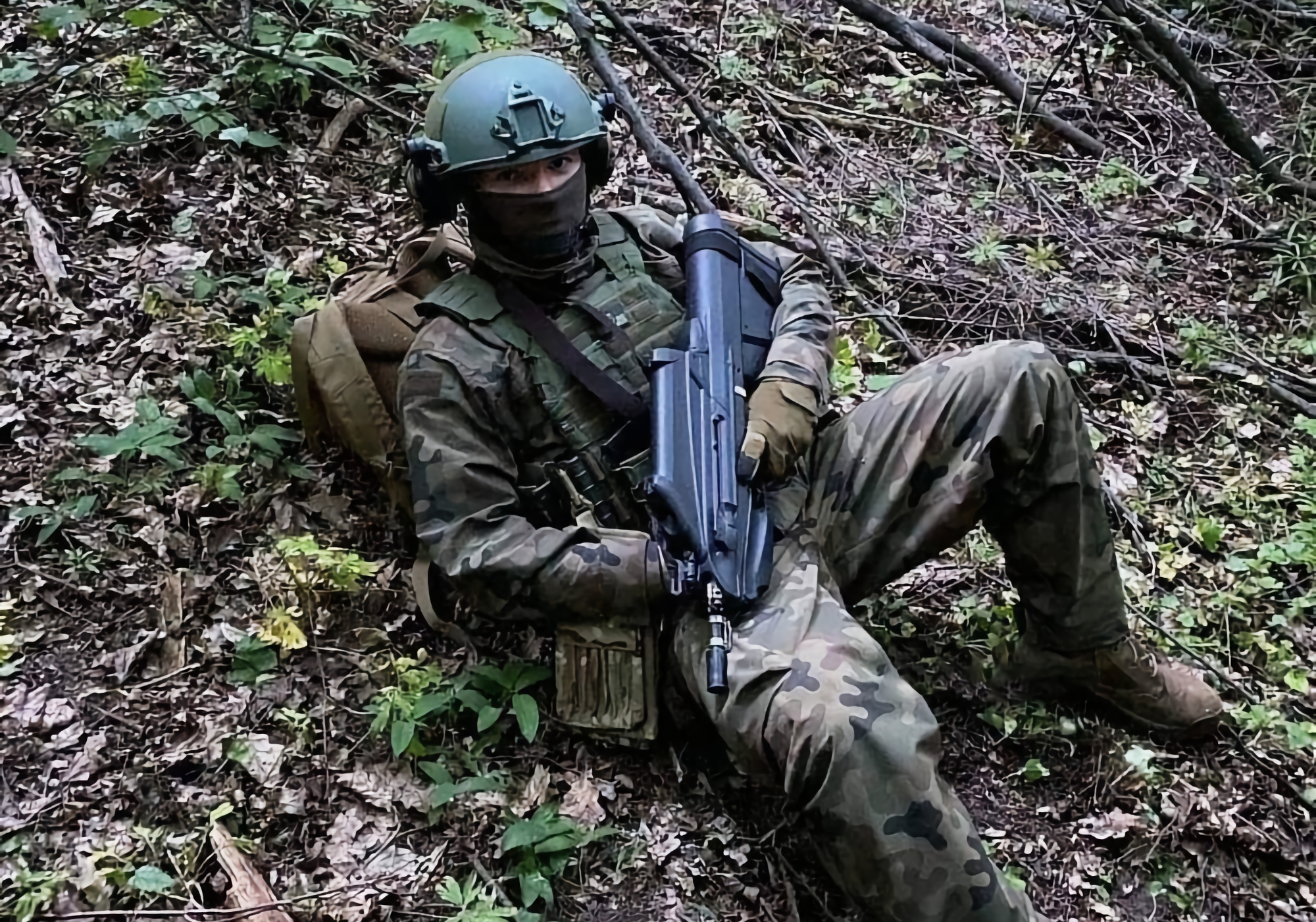 Das ukrainische Militär erhielt belgische Maschinenpistolen vom Typ FN F2000