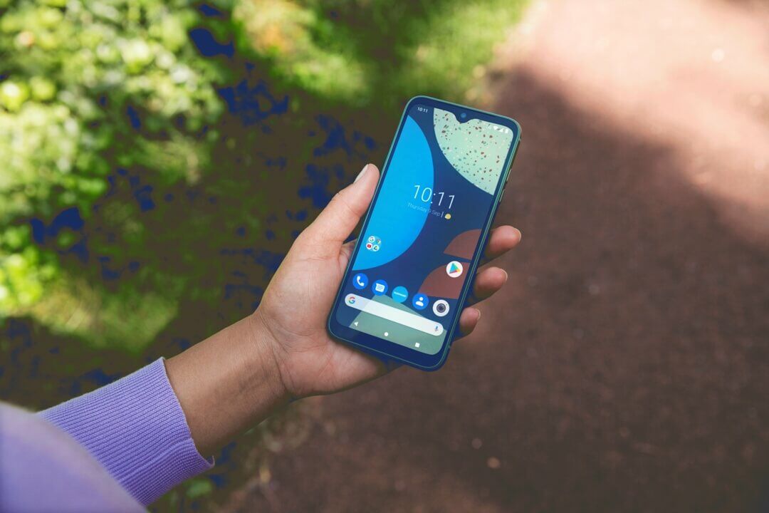 Ehrlich über Updates: Fairphone 4 bleibt mit Android 13 auf dem neuesten Stand bis 15 Fairphone 4: Zuverlässigkeit in der Welt der Updates - von Android 13 bis 15