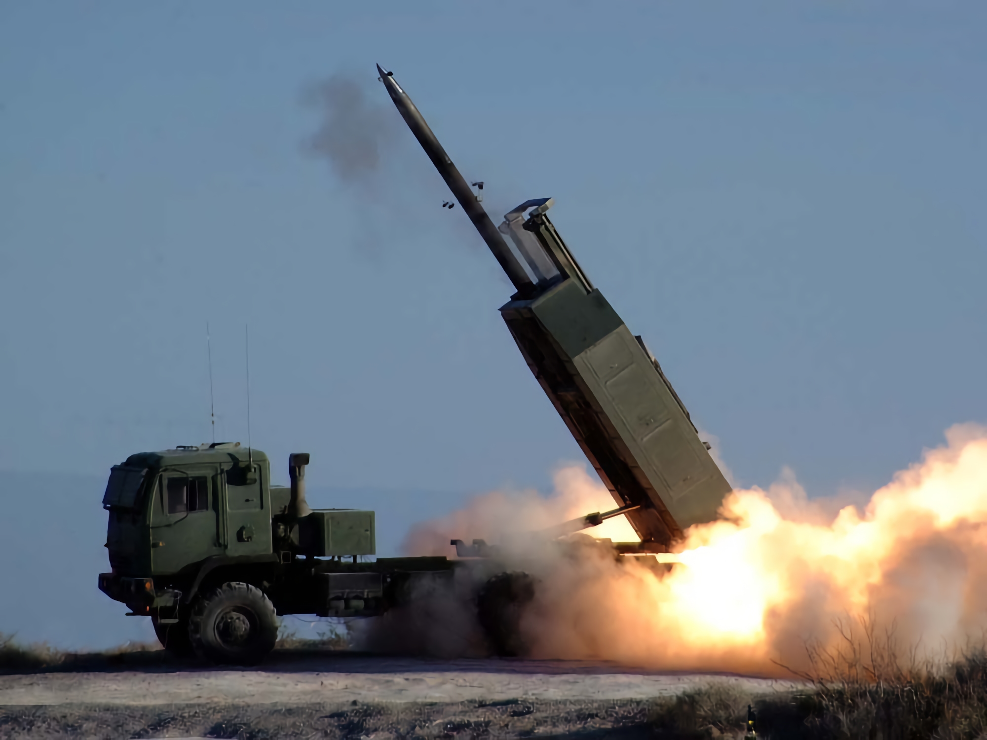 WSJ: Die USA genehmigen Lieferungen von MLRS- und HIMARS-Langstrecken-Mehrfachraketenwerfern an die Ukraine WSJ: Die USA genehmigen Lieferungen von MLRS- und HIMARS-Langstrecken-Mehrfachraketenwerfern an die Ukraine