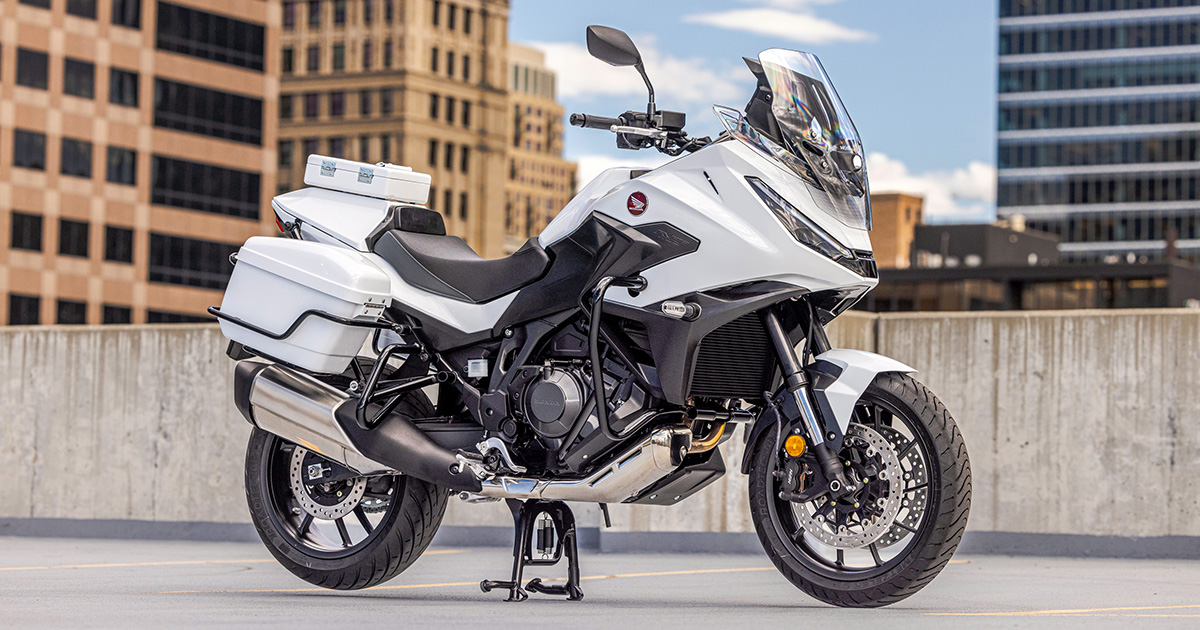 Highway Patrol neu interpretiert: Das neue Polizeimodell Honda NT1100 stellt sich vor Honda NT1100: Die neue Wahl für Strafverfolgungsbehörden