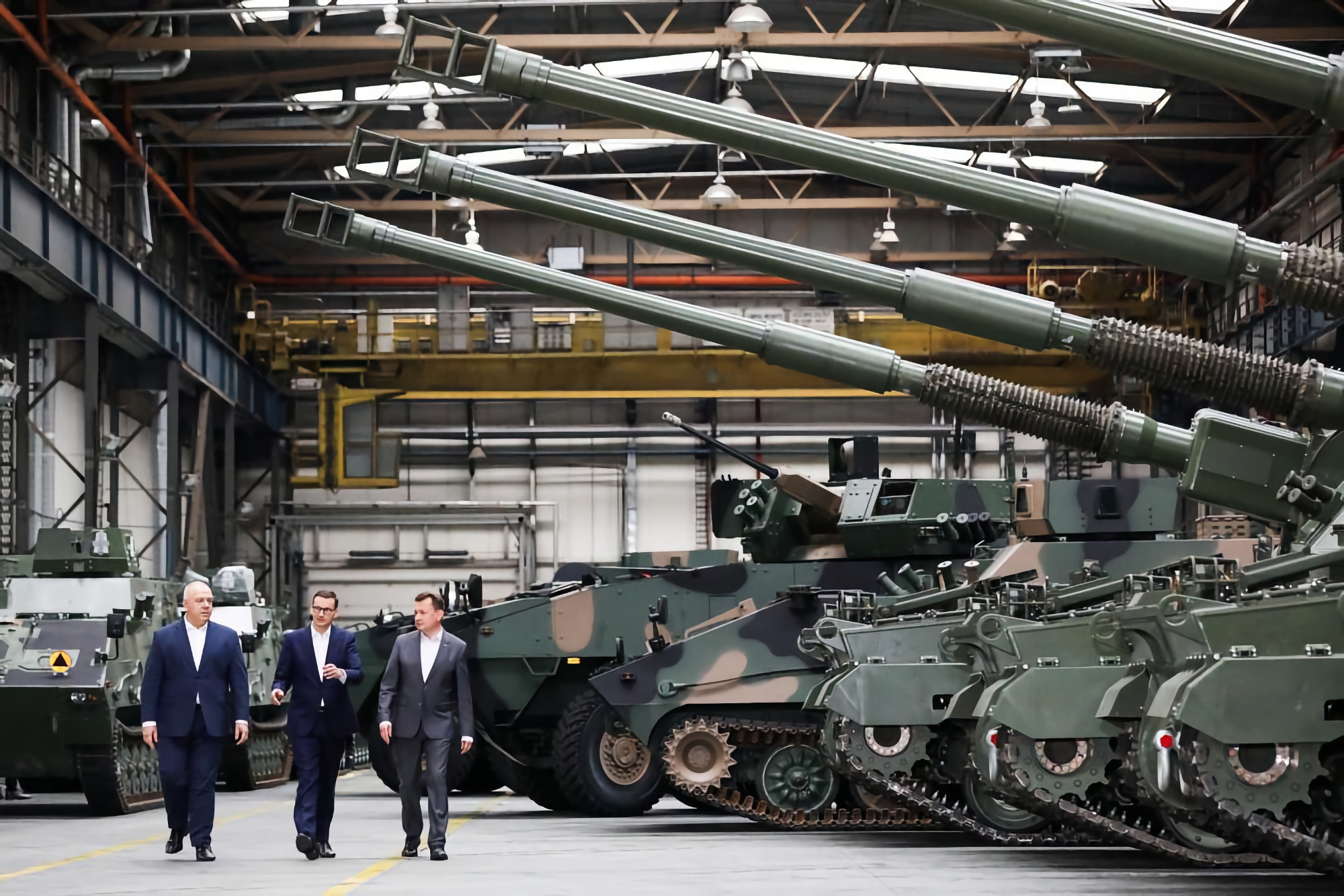 Polen wird mit der Ukraine einen Vertrag über die Lieferung von Waffen im Wert von fast 630.000.000 US-Dollar unterzeichnen Polen wird mit der Ukraine einen Vertrag über die Lieferung von Waffen im Wert von fast 630.000.000 US-Dollar unterzeichnen