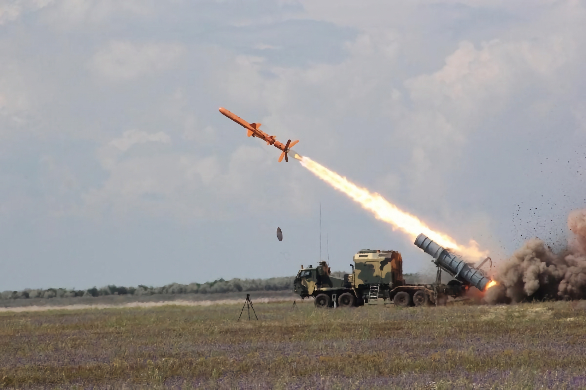 Die Ukraine hat eine neue Rakete entwickelt, mit der die AFU das russische S-400 Triumf-System auf der Krim zerstört hat Die Ukraine hat eine neue Rakete entwickelt, mit der die AFU das russische S-400 Triumf-System auf der Krim zerstört hat