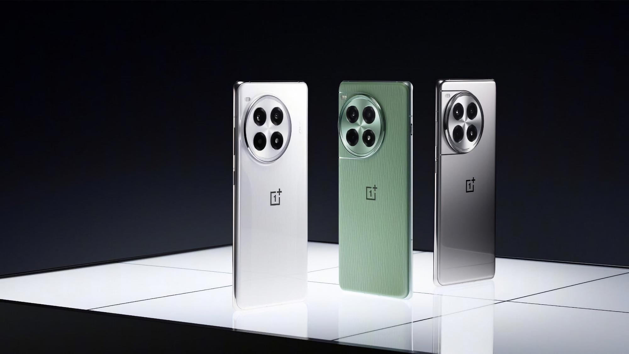 BOE X2-Display, Snapdragon 8 Gen 4-Chip und Keramik-Gehäuse: Insider verrät die Spezifikationen des OnePlus Ace 5 Pro BOE X2-Display, Snapdragon 8 Gen 4-Chip und Keramik-Gehäuse: Insider verrät die Spezifikationen des OnePlus Ace 5 Pro