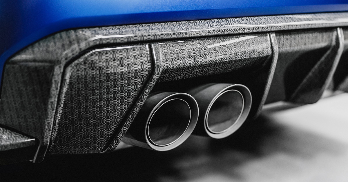 Ökologie-Technologie in Aktion: BMW präsentiert Flachs-Heckstoßfänger BMW verwendet Flachsfasern zur Herstellung des Heckstoßfängers: nachhaltige Innovation in der Automobilindustrie