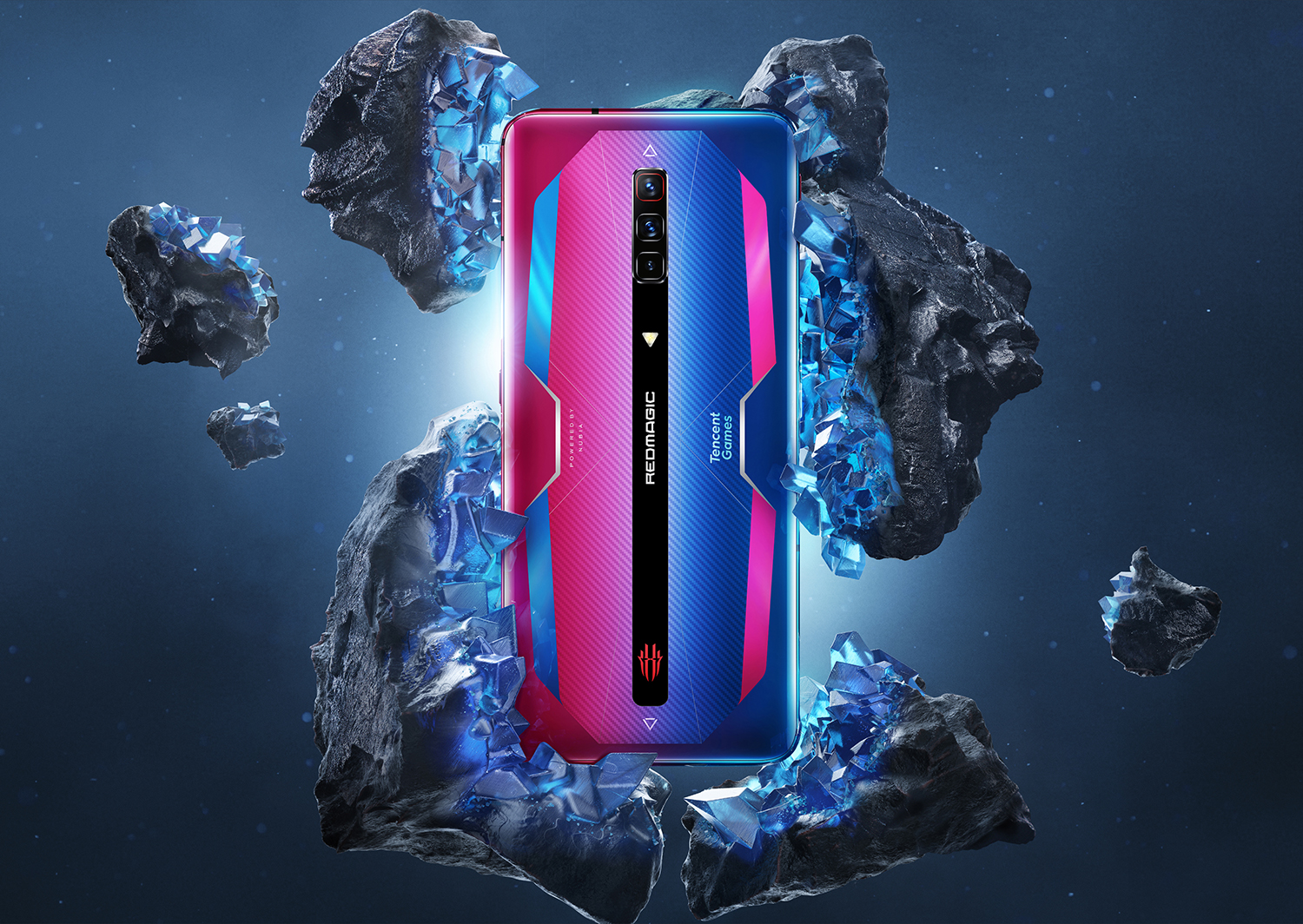 Das Gaming-Smartphone Nubia Red Magic 7 wird mit einer Leistung von 165 Watt aufgeladen Das Gaming-Smartphone Nubia Red Magic 7 wird mit einer Leistung von 165 Watt aufgeladen