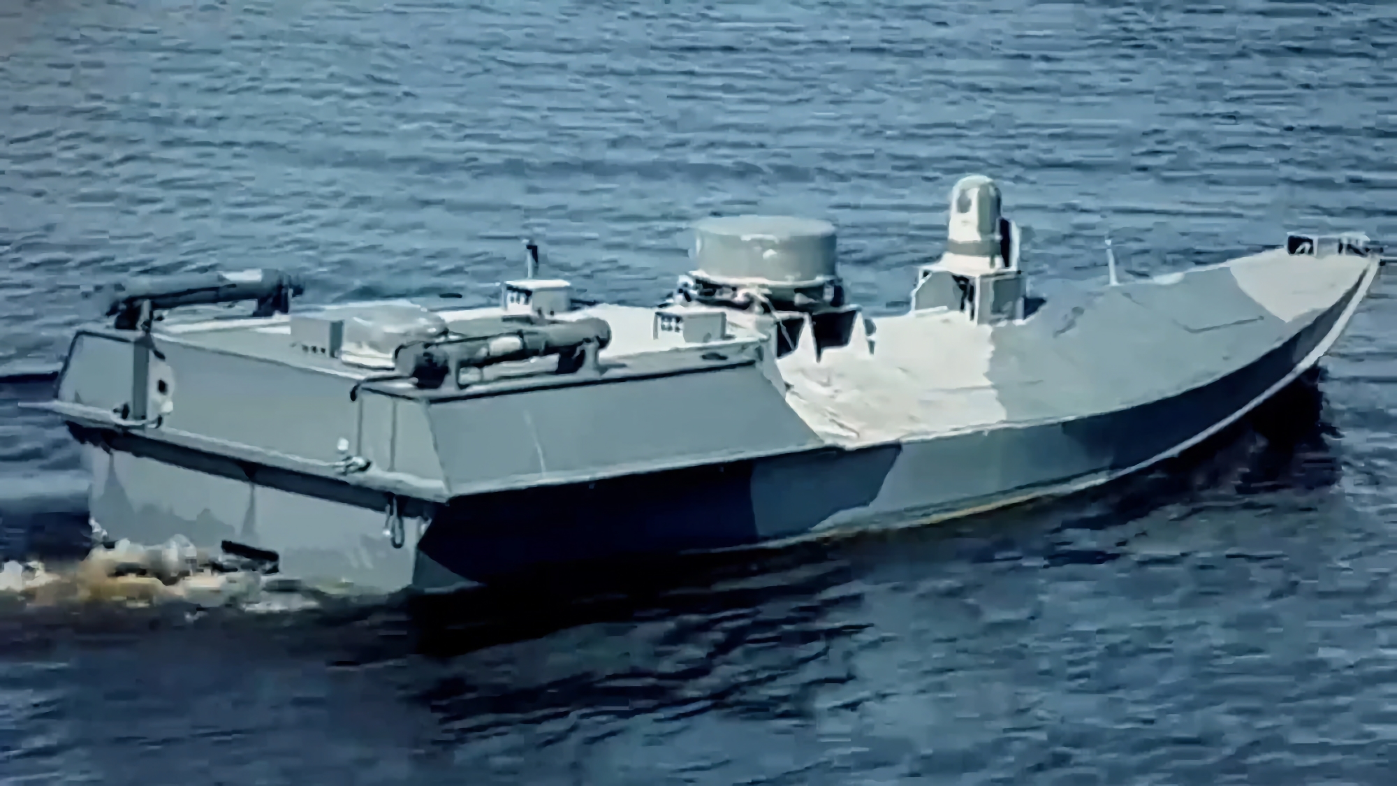 Die Ukraine hat eine neue Seedrohne vom Typ Sea Baby mit 850 kg Sprengstoff entwickelt, die von der SSU im Juli bei einem Angriff auf die Krim-Brücke eingesetzt wurde Die Ukraine hat eine neue Seedrohne vom Typ Sea Baby mit 850 kg Sprengstoff entwickelt, die von der SSU im Juli bei einem Angriff auf die Krim-Brücke eingesetzt wurde