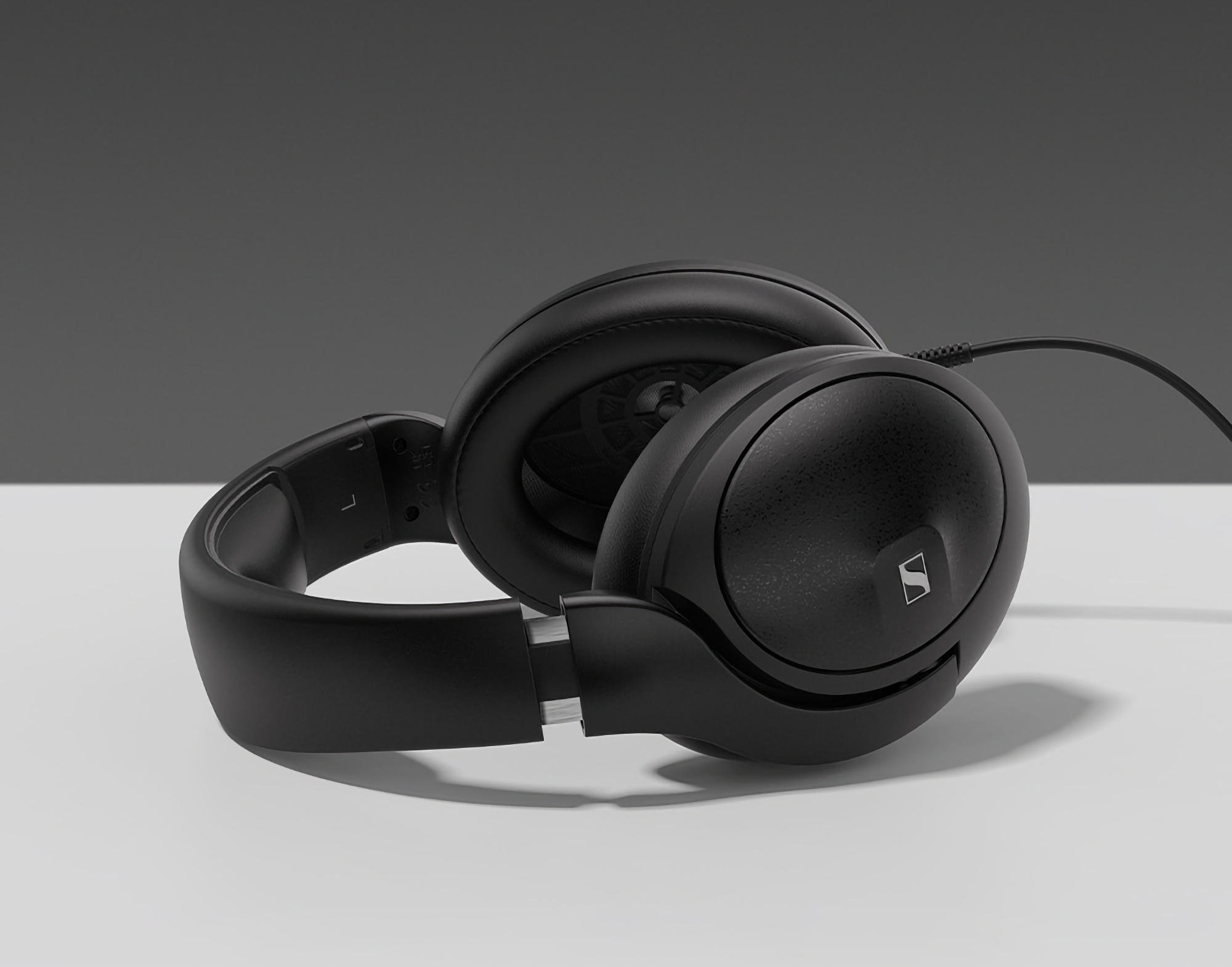 Sennheiser HD 620S: kabelgebundener Kopfhörer mit Hi-Fi-Sound und 42-mm-Treibern für 349 $ Sennheiser HD 620S: kabelgebundener Kopfhörer mit Hi-Fi-Sound und 42-mm-Treibern für 349 $